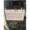 Image 6 : WORKING AMANA HEAVY DUTY COMMERCIAL MICROWAVE