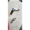 Image 2 : AIR HOSE AND PASLODE 3/8" AIR DRILL