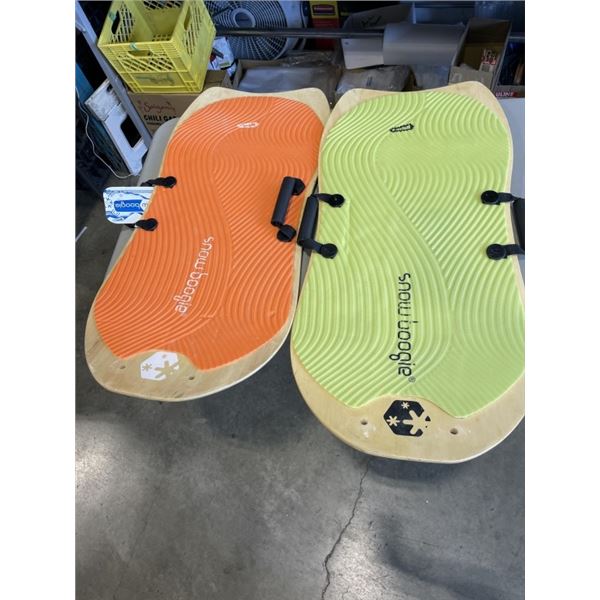2 SKIM BOARDS