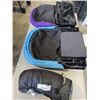 Image 1 : 2 BEACH LOUNGE CHAIRS AND SLEEPING BAG