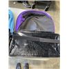 Image 2 : 2 BEACH LOUNGE CHAIRS AND SLEEPING BAG