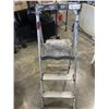 Image 1 : 3 STEP LADDER