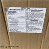 Image 4 : BOX OF LAYS WEST INDIES HOT AND SWEET CHILI CHIPS 130 BAGS BB 08/2026