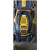 Image 4 : CUB CADET GAS 500 SERIES LAWN MOWER. STARTS AND DIES