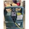 Image 5 : NOBLES MAGNA TWIN 3000 INDUSTRIAL FLOOR CLEANER. WORKING