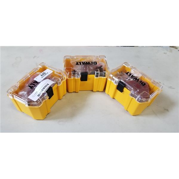 3 NEW DEWALT OSCILLATING SANDING KITS