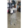 Image 3 : 5FT BY 18IN METAL ROLLING RACK