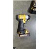 Image 2 : 3 20V DEWALT DRILLS - ALL WORKING W/ BATTERIES