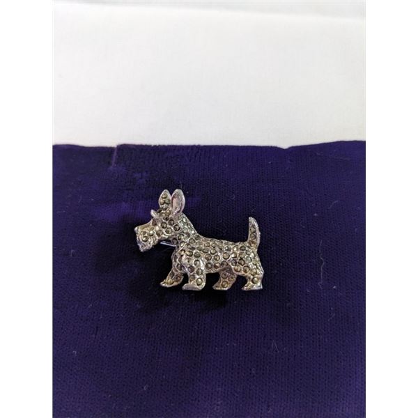 VINTAGE SILVER TONE SCOTTIE DOG BROOCH