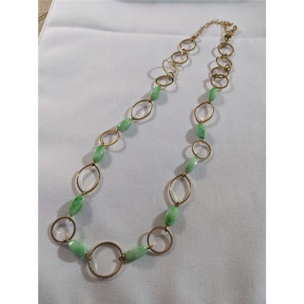 GOLD TONE LINKS W/ GREEN STONES NECKLACE