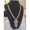 Image 2 : SILVER TONE W/ RHINESTONES NECKLACE