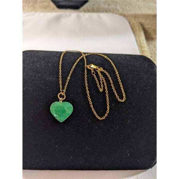 GREEN JADE HEART PENDANT W/ CHAIN NECKLACE