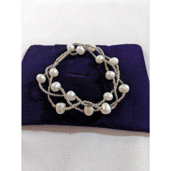 TRIPLE STRAND GENUINE PEARLS BRACELET