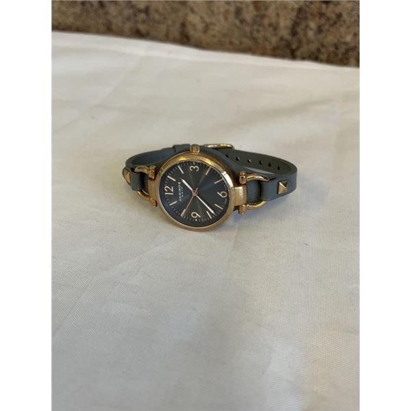 GOLD SWISS QUARTZ WATCH AKRIBOS XXIV - BATTERY REQUIRED