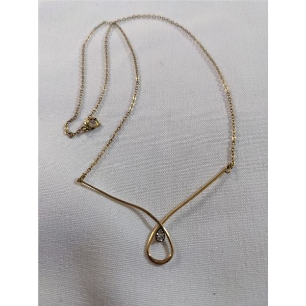 GOLD TONE W/ TINY DIAMOND NECKLACE