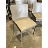 Image 2 : 4 STYLEX LEATHER CHAIRS