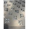 Image 4 : METAL PATIO TABLE WITH UMBRELLA INSERT.  4 FEET WIDE