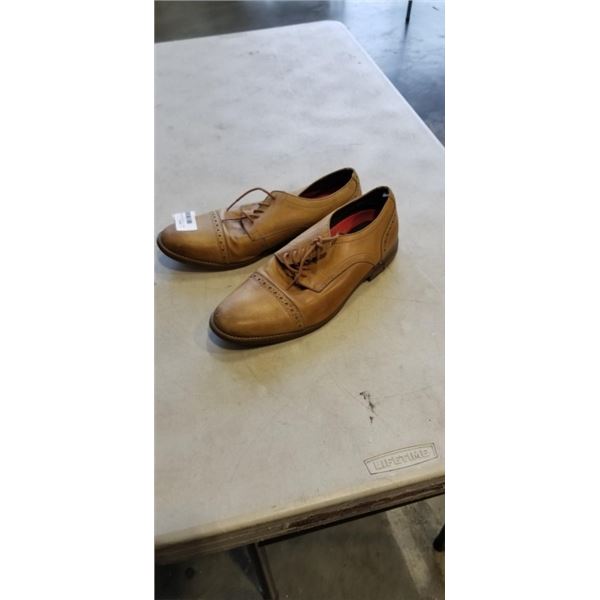 MENS 10.5 ROCKPORT BROWN LEATHER DRESS SHOE
