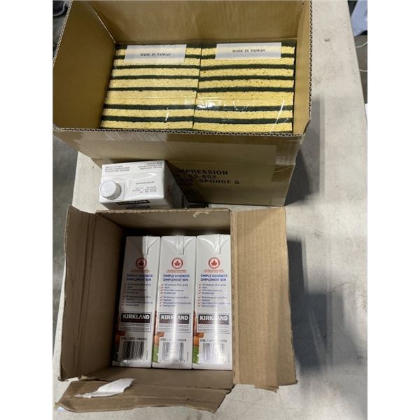 4 CARTONS KIRKLAND ORGANIC FORTIFIED ALMOND BEVERAGE 946 (ML EACH) AND BOX OF 40 KITCHEN SPONGES