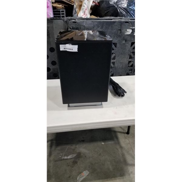 PHILIPS SUBWOOFER MODEL SW8100/37
