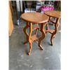 Image 2 : PAIR OF ROUND PARLOUR TABLES