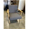 Image 1 : HOMCOM FABRIC CUSHION ARM CHAIR