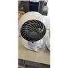 Image 2 : 2 WOOZOO TABLE FANS BOTH WORKING