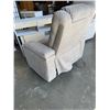 Image 3 : GREY/BEIGE  FABRIC ELECTRIC RECLINER W/ 2 CUPHOLDERS