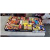 Image 1 : APPROX 300 VINTAGE COLLECTIBLE ELECTRONICS TUBES