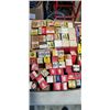 Image 2 : APPROX 300 VINTAGE COLLECTIBLE ELECTRONICS TUBES