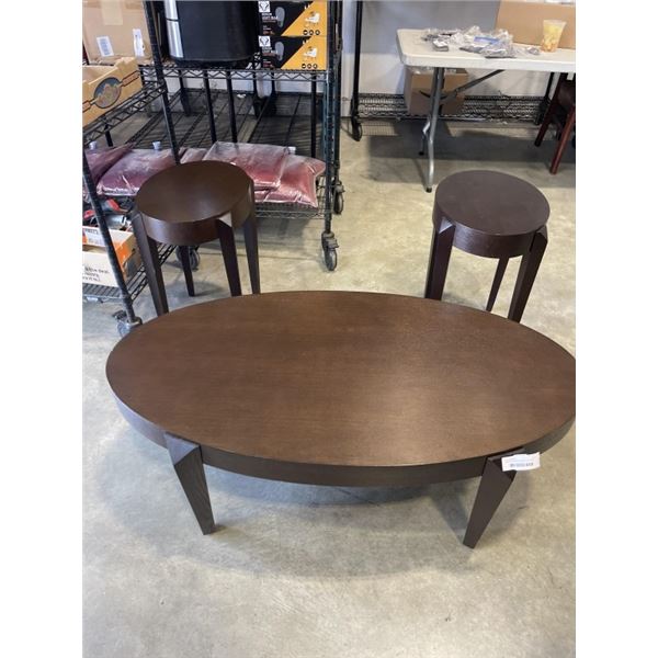 MODERN WOODEN COFFEE WITH AND 2 MATCHING SIDE TABLES