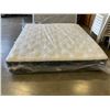 Image 2 : KINGSIZE LOGAN AND COVE  MATTRESS
