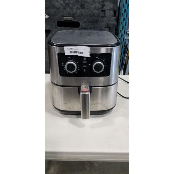 INSIGNIA AIR FRYER MODEL NS-AF53MSS0-C. WORKING