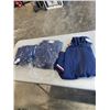 Image 1 : 3 NEW XXL ZIP UP SWEATERS