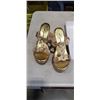 Image 2 : 8 PAIRS WOMANS SHOES. VARIOUS SIZES