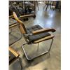 Image 5 : 4 MCM WALNUT CHAIRS