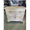 Image 1 : AMERICAN DREW 2 DOOR AND 1 DRAWER CABINET