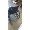Image 3 : FOLDING WHEEL CHAIR