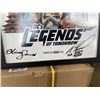 Image 6 : THE FLASH CAST SIGNED POSTER
