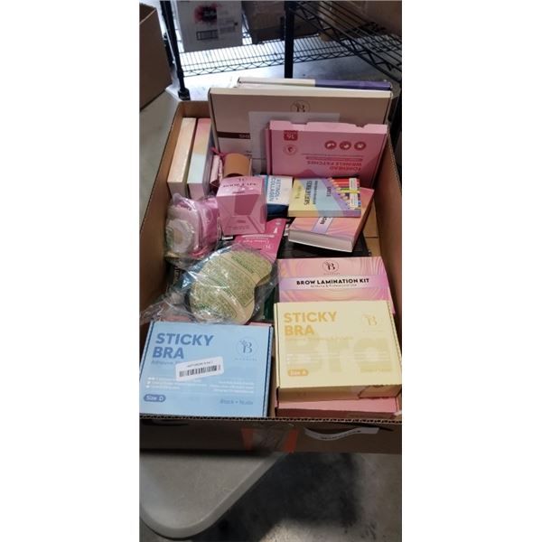 TRAY OF ASSORTED BEAUTY ITEMS INCUDING MOISTURIZING  MASK, STICKY BRA ,BOOB TAPE AND LASH KIT ETC