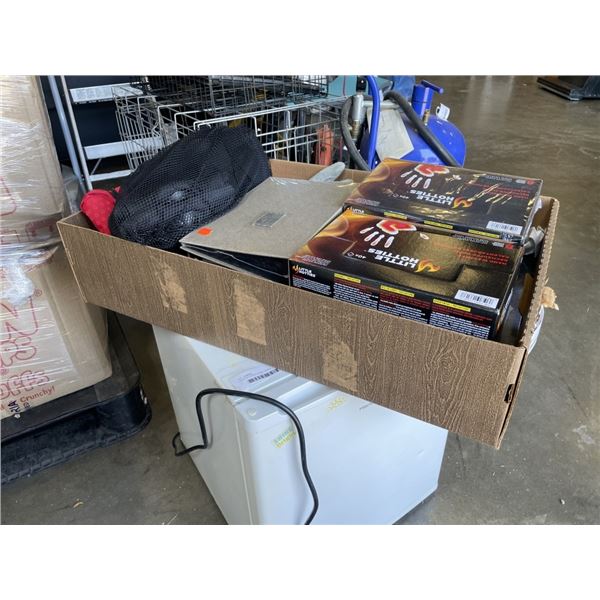 BOX OF MISC ITEMS - HEAT PACKS, PHOTO ALBUMS, KNEE PADS, ETC