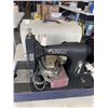 Image 2 : CASED SEWING MACHINE
