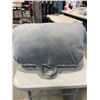 Image 3 : LARGE UGG BACK PILLOW