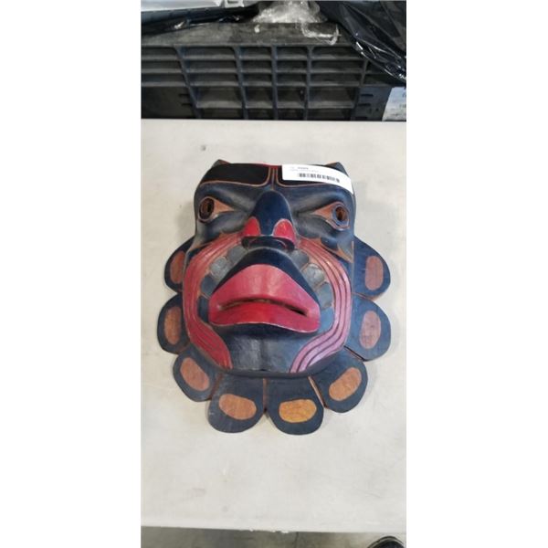 LARGE CARVED MASK