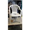 Image 2 : 8 STACKING PLASTIC PATIO CHAIRS