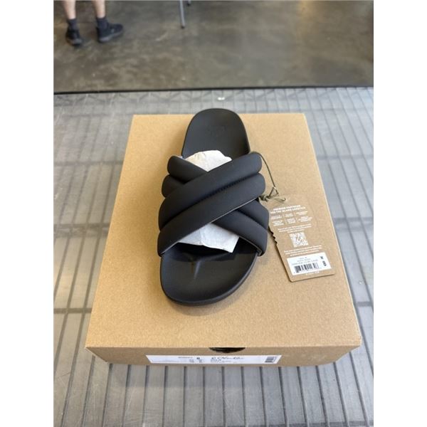 NEW OLUKAI HILA SIZE 8 WOMENS SANDLES - BLACK