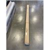 Image 1 : VIVO MANUAL PROJECTOR SCREEN PS-M-100