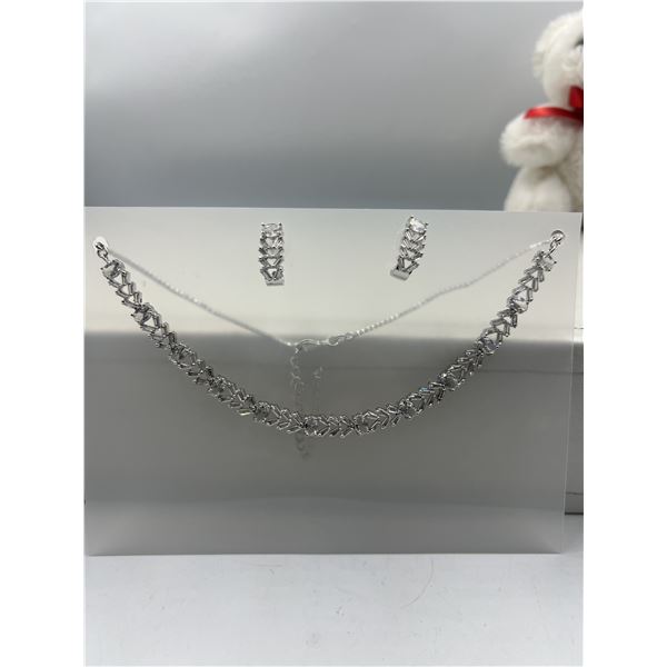 Brand New American Diamond Necklace With Earrings.