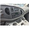 Image 38 : DUNCAN - 2004 FORD E-350 SILVER  198973 KMS - DA82203