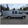 Image 8 : DUNCAN - 2004 FORD E-350 SILVER  198973 KMS - DA82203